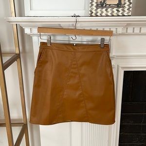 NEVER WORN Vegan Camel Leather Mini Skirt Bar III